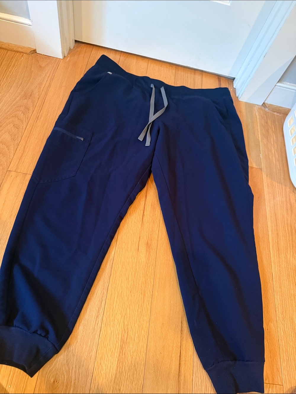 Figs Women’s Navy Zamora Jogger Scrub Pant XLP